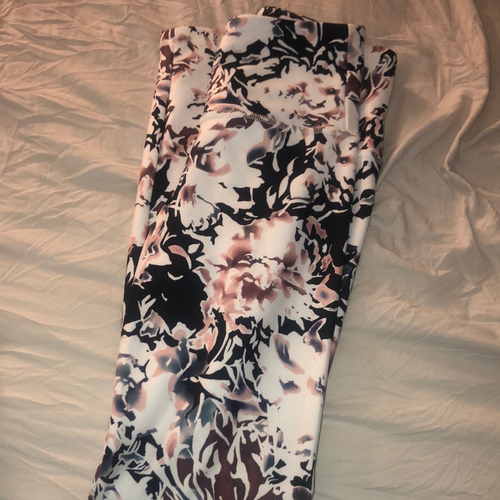 Balance collection  Leggings